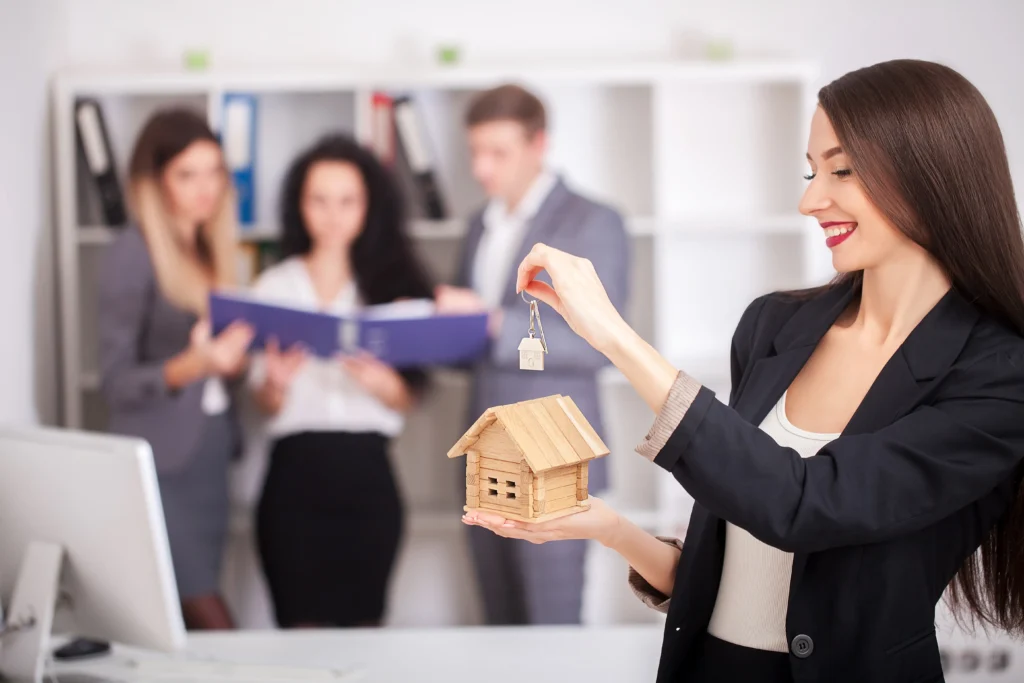 outil CRM pour agents immobiliers avec suivi de leads