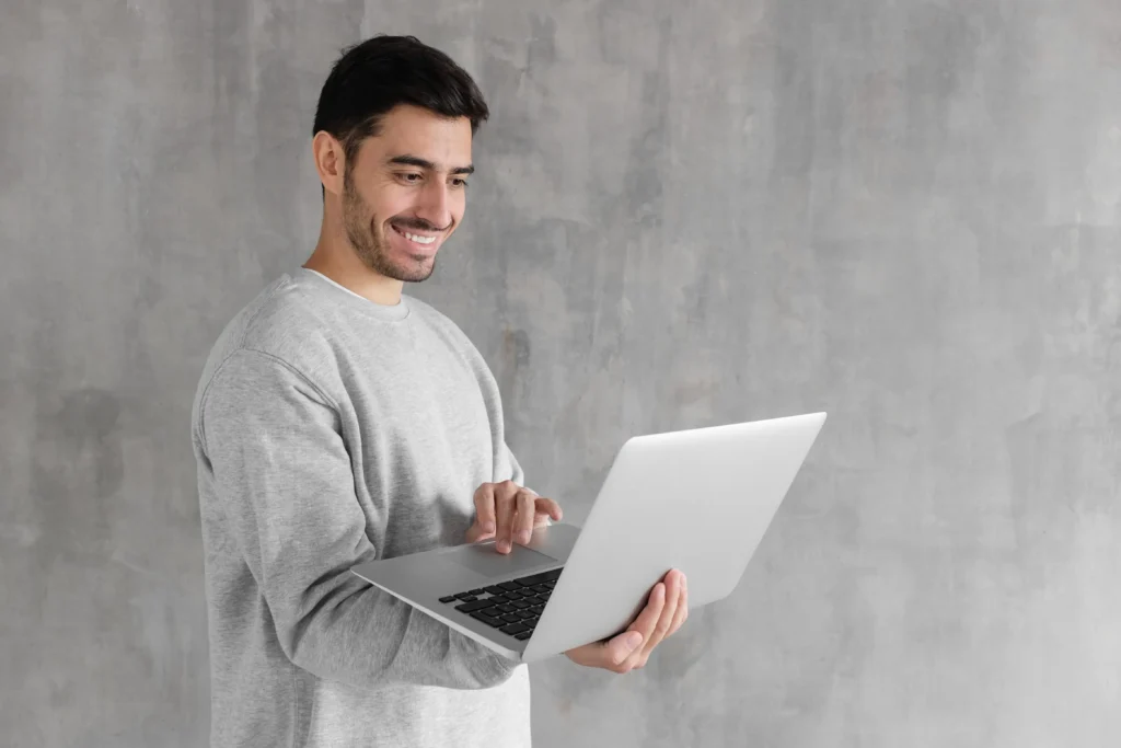 Avant-après d’une refonte site web réalisée par un freelance