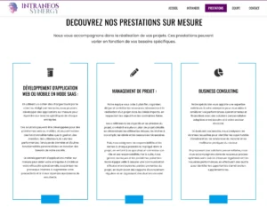 Enfant utilisant un logiciel éducatif interactif à la maison