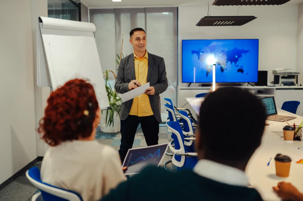 Présentation d’un pitch deck pour convaincre rapidement un investisseur