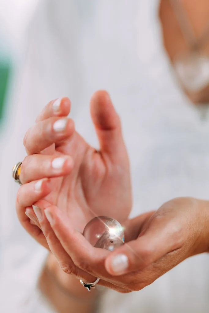 therapy room minimaliste ambiance zen pour soins energetiques